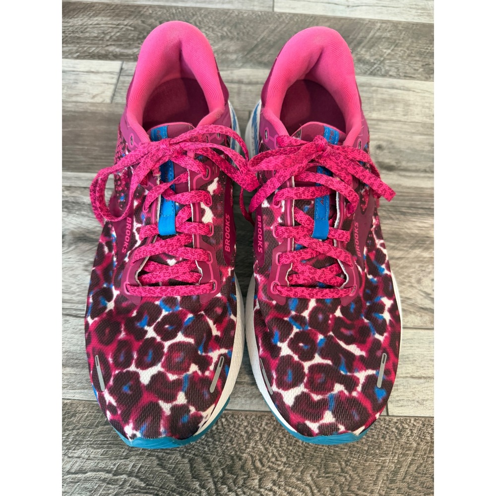 Brooks Adrenaline GTS 22 Size 11 Pink Leopard Print Athletic Running Shoes - Picture 3 of 11